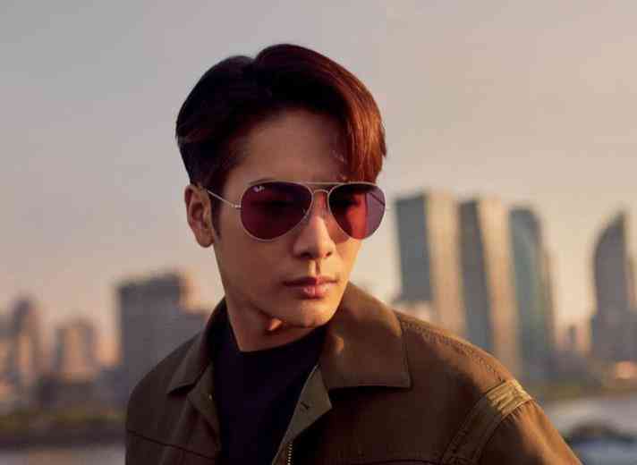 雷朋攜手王嘉爾熱力詮釋 PROUDTOBELONG 傲有所屬品牌精神