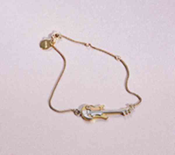 PRADA推出珠寶系列