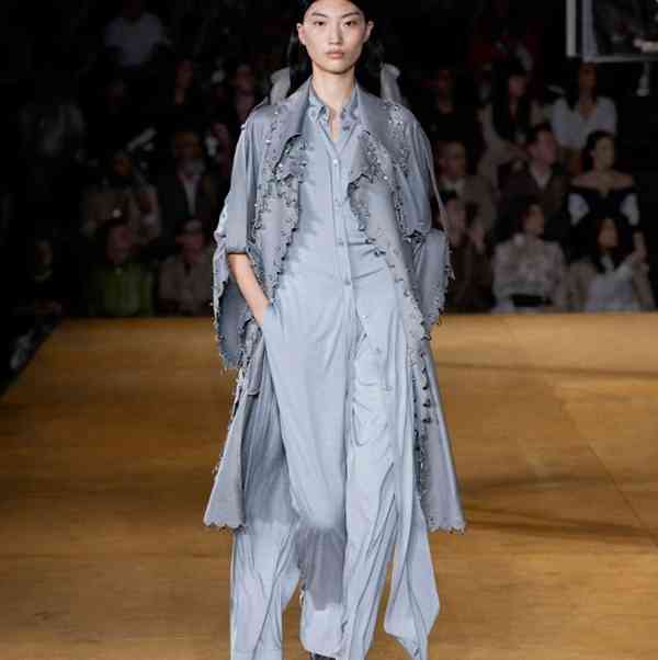 人造水晶金屬環(huán)裝飾羊毛重塑版 Trench 風(fēng)衣