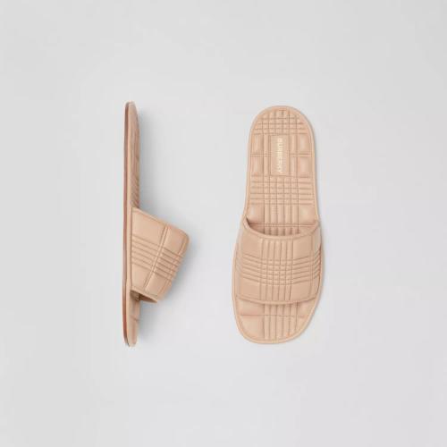  BURBERRY 22年秋冬 女士 絎縫皮革拖鞋 80576021