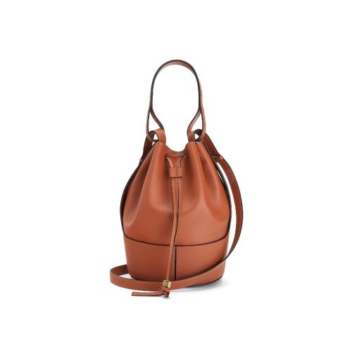  LOEWE羅意威 22年秋冬 女士 單肩包 納帕牛皮革 Balloon 手袋 326.75AC30-2530