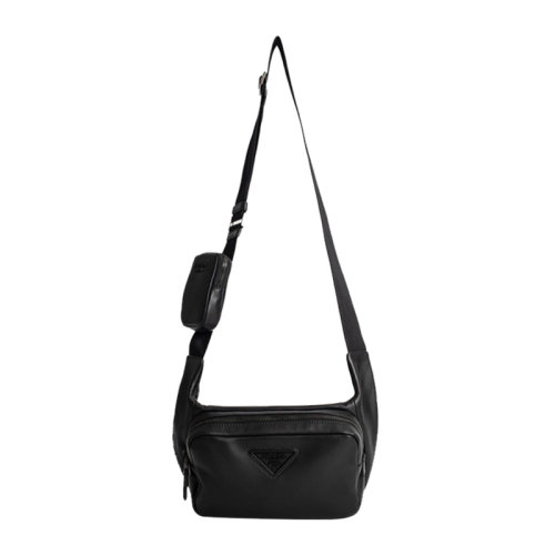 PRADA/普拉達(dá) 男士黑色皮革金屬徽標(biāo)斜挎包單肩包男包 2VH127-2DMF-F0002