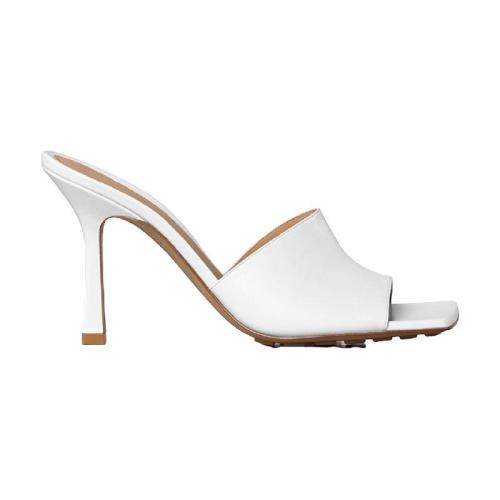  BV葆蝶家 22年秋冬 女士 高跟涼鞋 STRETCH涼鞋 610538VBSF09122 預(yù)定商品1-3周發(fā)貨