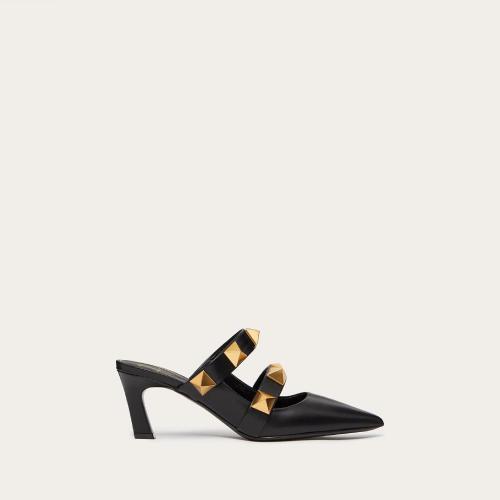  VALENTINO華倫天奴 22年秋冬 女士 中跟涼鞋 Mules Roman Stud en veau. Talon : 65?mm XW2S0 預(yù)定商品1-3周發(fā)貨