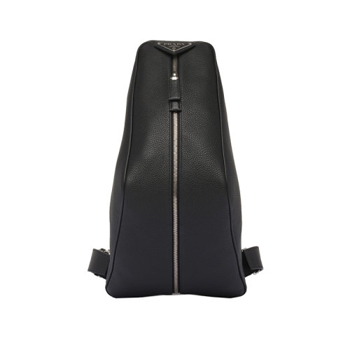 PRADA/普拉達(dá) 22新款 男士黑色Saffiano 皮革徽標(biāo)銀扣背包2VZ099_2BBE_F0002_V_OOO