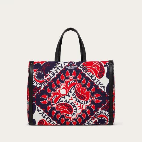  VALENTINO華倫天奴 22年秋冬 男士 手提包 CABAS MOYEN EN TOILE ARCHIVE MANIFESTO BANDANA 1