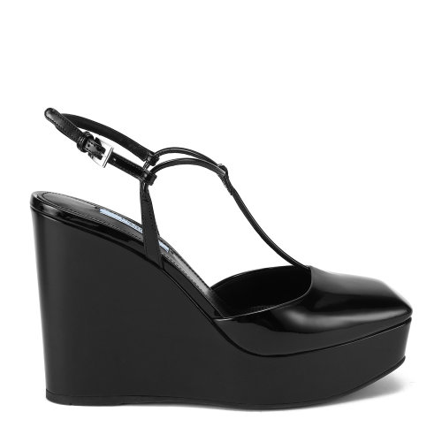 PRADA/普拉達(dá) 黑色 女士秀款防水臺(tái)坡跟涼鞋