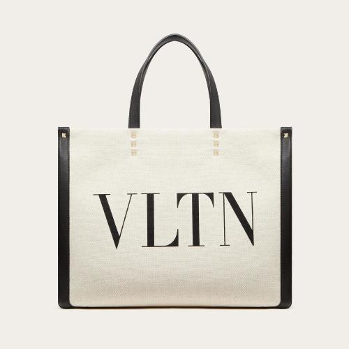  VALENTINO華倫天奴 22年春夏 女士 手提包 VLTN 手提包 ZW2B0D21FWBEX9 預(yù)定商品1-3周發(fā)貨