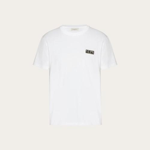  VALENTINO華倫天奴 22年春夏 男士 短袖T恤 T-SHIRT VLTN TAG VV3MG08G6LC001 預定商品1-3周發(fā)貨