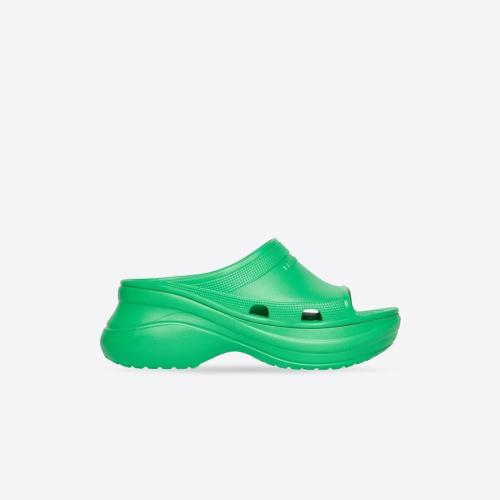  BALENCIAGA巴黎世家 22年秋冬 男士 平底涼鞋 POOL CROCS? 拖鞋式?jīng)鲂?677386W1S8E3033