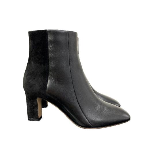 Salvatore Ferragamo/菲拉格慕 女士黑色皮革短靴 0672134 NERO