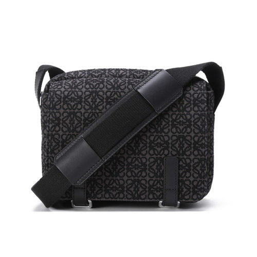 LOEWE/羅意威【22春夏新款】男士織物配皮超小號(hào)單肩斜挎包郵差包Anagram圖案 B553A72X20