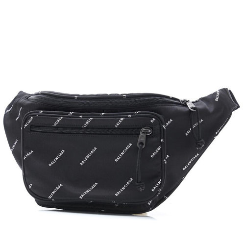Balenciaga/巴黎世家 男女同款 黑色尼龍時尚斜挎包腰包 4823899EL451060