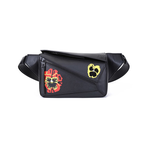 LOEWE/羅意威 男士Puzzle系列牛皮革胸包斜挎包腰包 B510P35X07