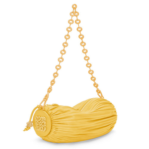 LOEWE/羅意威 22新款 女士淡黃釉褶裥納帕小羊皮同色金屬配件兔子吊飾甜甜圈鏈條單肩手提包A912P84X17-8762