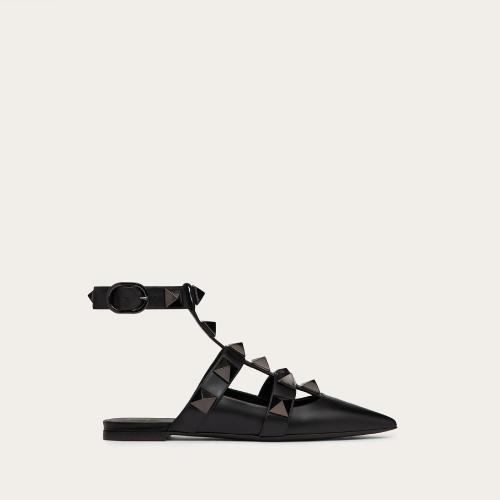  VALENTINO華倫天奴 22年秋冬 女士 平底涼鞋 BALLERINES ROMAN STUD EN VEAU A_VEC CLOUS TON 預(yù)定商品1-3周發(fā)貨