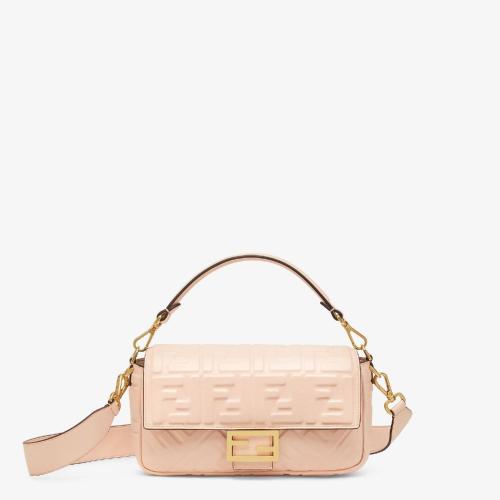  FENDI芬迪 22年秋冬 女士 單肩包 淺粉紅色納帕皮革手袋 8BR600A72VF171M