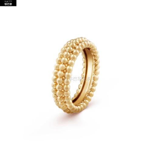 VCA梵克雅寶 22年秋冬 女士 戒指 Perlee pearls of gold戒指，3排珠飾設(shè)計(jì) VCARP0X800 預(yù)定商品1-3周發(fā)貨
