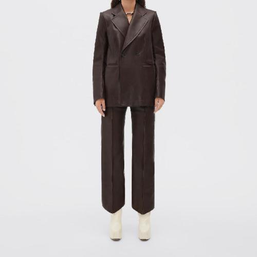  BV葆蝶家 22年秋冬 女士 夾克 veste en cuir avec manches incurvees 715405VKEB08207