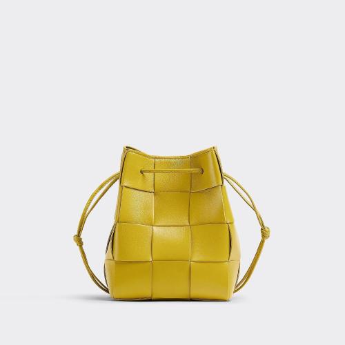  BV葆蝶家 22年秋冬 女士 單肩包 sac seau cassette petit format 680218VCQC47344