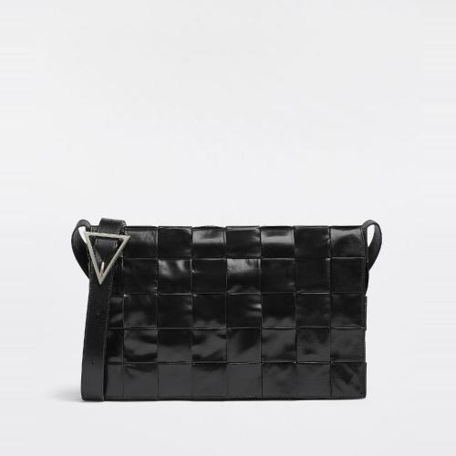  BV葆蝶家 22年秋冬 男士 單肩包 cassette 691407VCQ718803