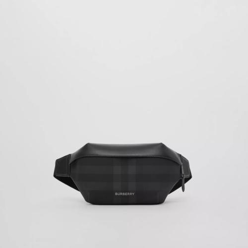  BURBERRY 22年秋冬 男士 Sonny - 炭灰色格紋棉質(zhì)蘇尼腰包 80528741