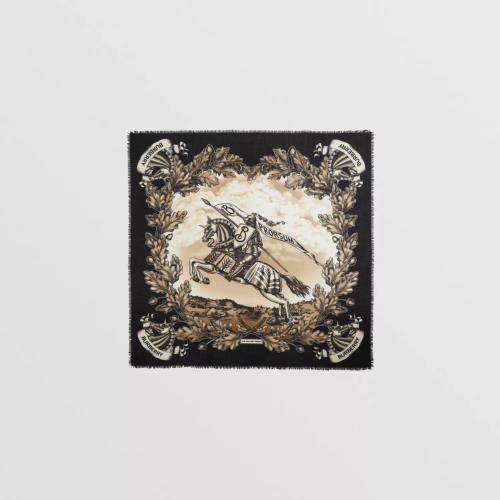  BURBERRY 22年秋冬 女士 馬術(shù)騎士印花大號羊絨方巾 80595451