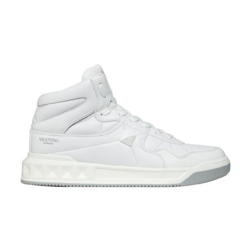  VALENTINO華倫天奴 22年秋冬 男士 休閑運(yùn)動(dòng)鞋 Sneakers mi-hautes ONE STUD en nappa XY2S0E6