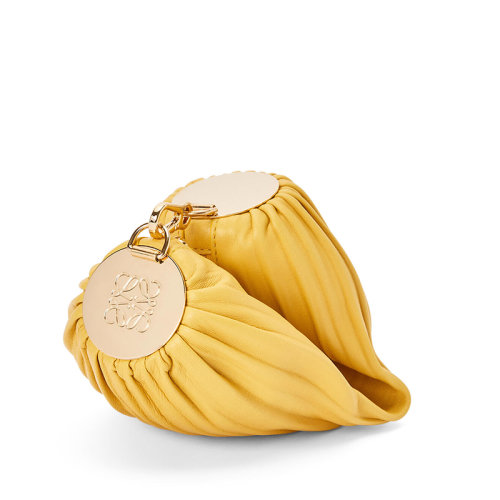 LOEWE/羅意威 20  女士小號(hào)黃色褶皺納帕小羊皮拉鏈開(kāi)合多功能單肩手拿手鏈包0010623536