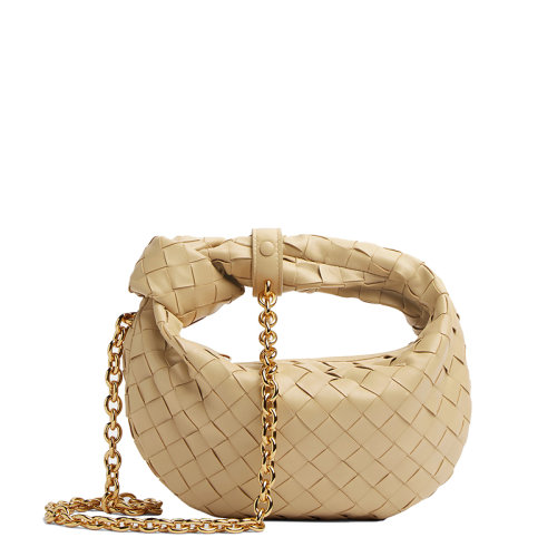 Bottega Veneta/葆蝶家 22新款Mini Jodie系列 女士燕麥色I(xiàn)ntrecciato編織羊皮革飾金色鏈條肩背手提包709562VCPP19776