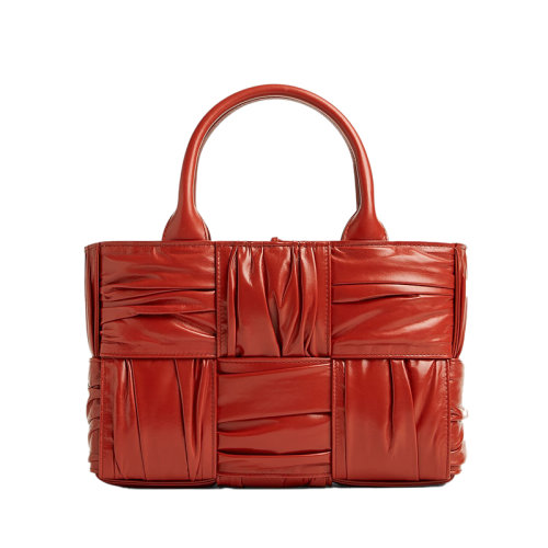 Bottega Veneta/葆蝶家 22新款 女士迷你紅色小牛皮褶裥Intreccio圖案黃銅飾面配拆卸肩帶黃銅飾面單肩手提托特包729042V2FY16303