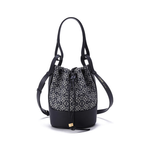 LOEWE/羅意威 【22春夏新款】 女士Balloon系列織物配皮小號手提單肩斜挎包抽繩包水桶包 A710C31X72