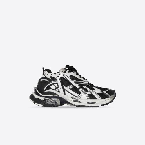  BALENCIAGA巴黎世家 22年春夏 女士 休閑運(yùn)動(dòng)鞋 Runner 運(yùn)動(dòng)鞋 677402W3RB29010