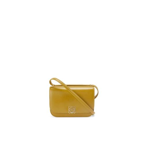  LOEWE羅意威 22年秋冬 女士 單肩包 Small Goya bag in silk calfskin A896N09X01-8110