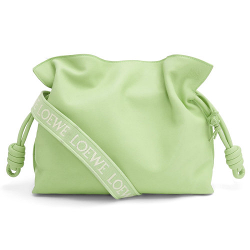 LOEWE/羅意威 23春夏新款 Flamenco系列 女士石灰綠釉納帕小牛皮配同色金屬配件提花表帶瓷兔子吊飾拉繩收緊單肩斜挎手拿包A411FC1X83-8865