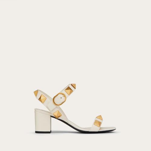  VALENTINO華倫天奴 22年秋冬 女士 中跟涼鞋 SANDALES ROMAN STUD EN VEAU. TALON?: 60?MM X 預(yù)定商品1-3周發(fā)貨