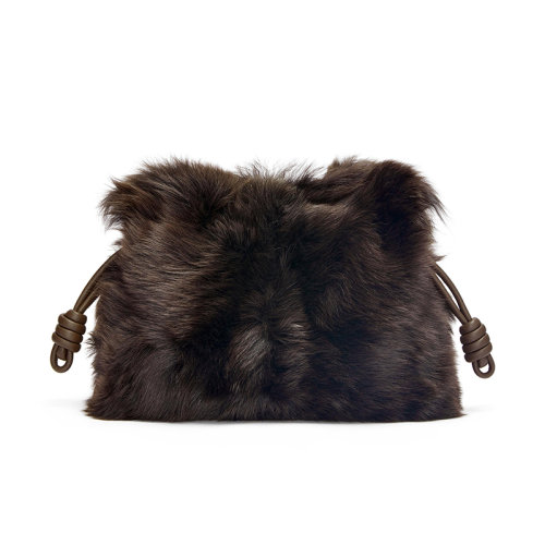LOEWE/羅意威 22秋冬新款 女士深棕色長(zhǎng)毛托斯卡納羊毛皮磁扣抽繩收緊拆卸調(diào)節(jié)肩帶肩背斜挎弗拉門戈手拿包A411FC1X81-3110