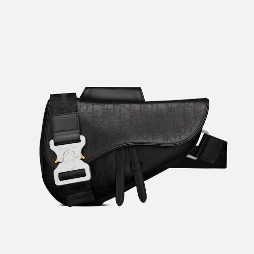  DIOR迪奧 22年秋冬 男士 單肩包 馬鞍包 1ADPO093VPI_H03E 預(yù)定商品1-3周發(fā)貨