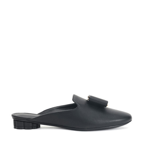 Salvatore Ferragamo/菲拉格慕 女士牛皮花卉造型平底拖鞋穆勒鞋 0684331