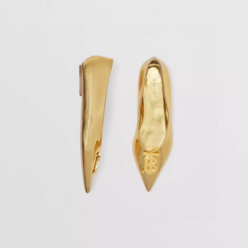  BURBERRY 22年秋冬 女士 專屬標識裝飾金屬感皮革尖頭芭蕾平底鞋 80560151