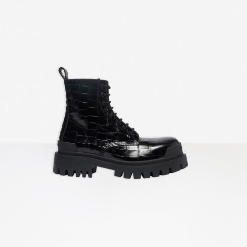  BALENCIAGA巴黎世家 22年秋冬 女士 短靴 STRIKE 20MM LACE-UP BOOT 600970WA9D01000 預(yù)定商品1-3周發(fā)貨