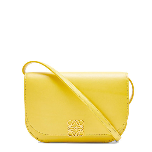 LOEWE/羅意威 20  Goya系列 女士黃色真絲小牛皮金屬徽標磁扣三內(nèi)袋單肩斜挎手拿包0010593440