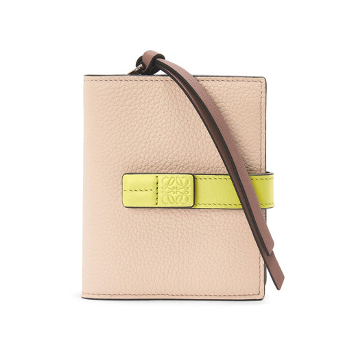 LOEWE/羅意威 22新款 女士裸色/檸檬草色粒面牛皮革徽標(biāo)壓紋搭扣緊湊兩折錢包C660Z41X01-1851