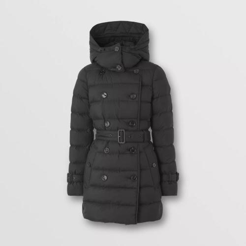  BURBERRY 22年秋冬 女士 可拆式連帽羽絨外套 80450211 預(yù)定商品1-3周發(fā)貨