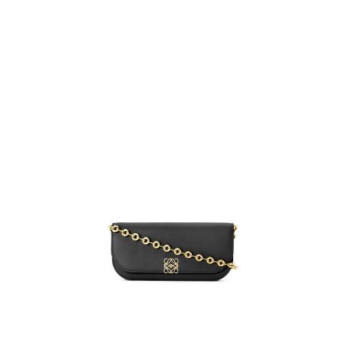  LOEWE羅意威 22年秋冬 女士 手拿包 Goya Long Clutch in silk calfskin with chain A896O45X0