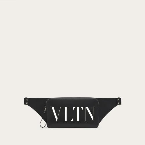  VALENTINO華倫天奴 22年秋冬 男士 腰包 SAC BANANE VLTN EN CUIR 1Y2B0719WJW0NI