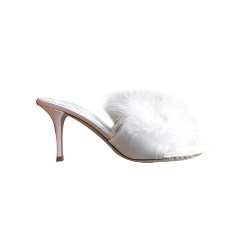 Louis Vuitton 路易威登  女士白色鉆款羽毛矮跟拖鞋 經(jīng)典水鉆Lv標(biāo)