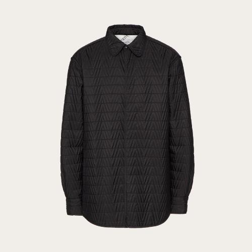  VALENTINO華倫天奴 22年秋冬 男士 長(zhǎng)袖襯衫 SURCHEMISE MATELASSéE EN NYLON XV3CIA997130NO