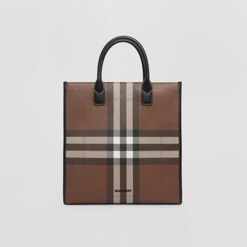  BURBERRY 22年秋冬 男士 大號(hào)格紋拼皮革輕便托特包 80644451
