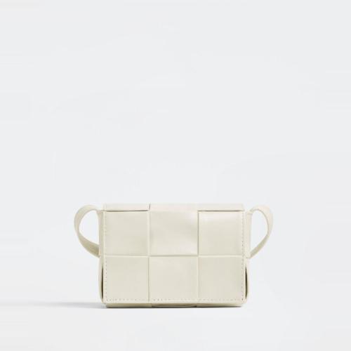  BV葆蝶家 22年秋冬 男士 單肩包 cassette 667048VCQ729007